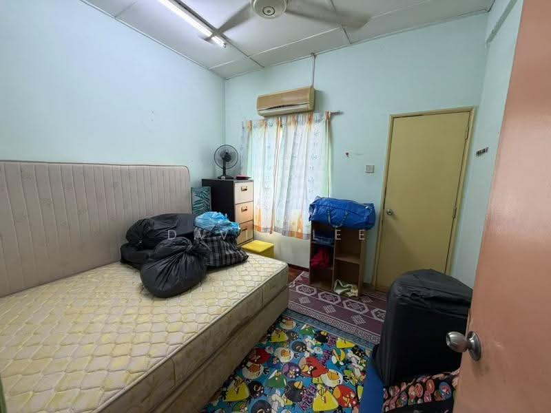 2-storey Terraced House for Sale in Rawang Perdana 2 (Rawang) - David Lee - Bedroom - PropertyGuru.com.my