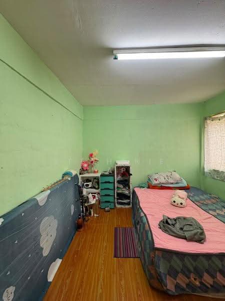 Rumah Flat untuk Dijual di Stulang Laut - Stephanie Yap - Bedroom - PropertyGuru.com.my