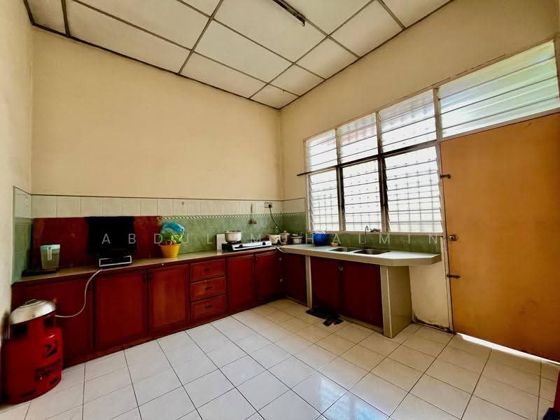 Rumah Berkembar untuk Dijual di Taman Berangan (Sungai Petani) - Abdul Muhaimin - Kitchen - PropertyGuru.com.my