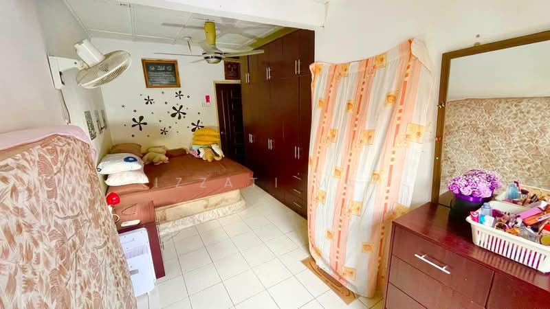 2-storey Terraced House for Sale in TAMAN PUCHONG UTAMA (Puchong) - Izzati Mat - Bedroom - PropertyGuru.com.my