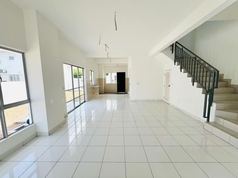 Rumah Teres 2-Tingkat untuk Dijual di Setia Ecohill (Semenyih) - Natira Sulaiman - Living Room - PropertyGuru.com.my