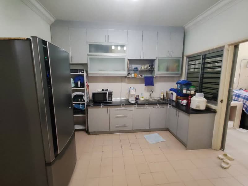 Rumah Teres 2-Tingkat untuk Dijual di Taman Pelangi Semenyih 2 (Semenyih) - Jeff Cheah - Kitchen - PropertyGuru.com.my
