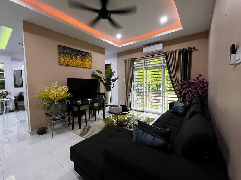 Bungalow House for Sale in Taman Kulim Utama (Kulim) - Abdul Muhaimin - Living Room - PropertyGuru.com.my