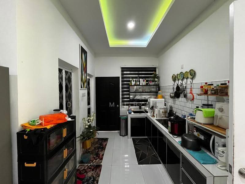 Bungalow House for Sale in Taman Kulim Utama (Kulim) - Abdul Muhaimin - Kitchen - PropertyGuru.com.my