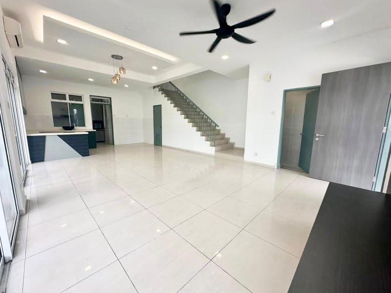 Cluster House for Sale in Horizon Hills (Iskandar Puteri (Nusajaya)) - Zephyr Khoo - Living Room - PropertyGuru.com.my