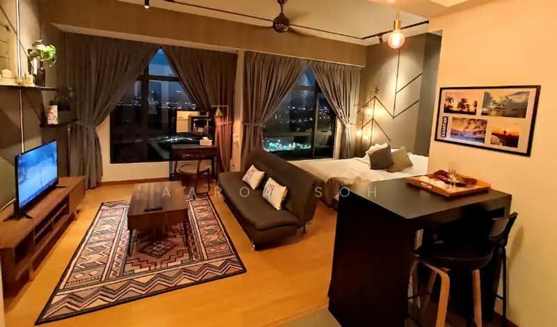 Kediaman Servis untuk Dijual di Seiring Residensi - Aaron Soh - Living Room - PropertyGuru.com.my