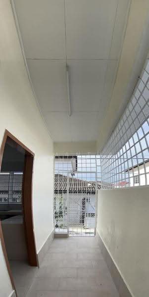 Rumah Teres 1.5-Tingkat untuk Disewa di Usj 3 (Subang Jaya) - Samantha Chooi - Corridor - PropertyGuru.com.my