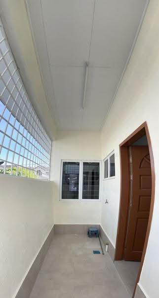 Rumah Teres 1.5-Tingkat untuk Disewa di Usj 3 (Subang Jaya) - Samantha Chooi - Entrance - PropertyGuru.com.my