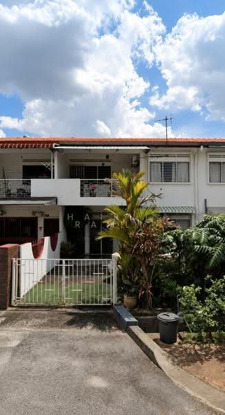 2-storey Terraced House for Sale in Taman Paramount (Petaling Jaya) - Hairul Ramli - Exterior - PropertyGuru.com.my