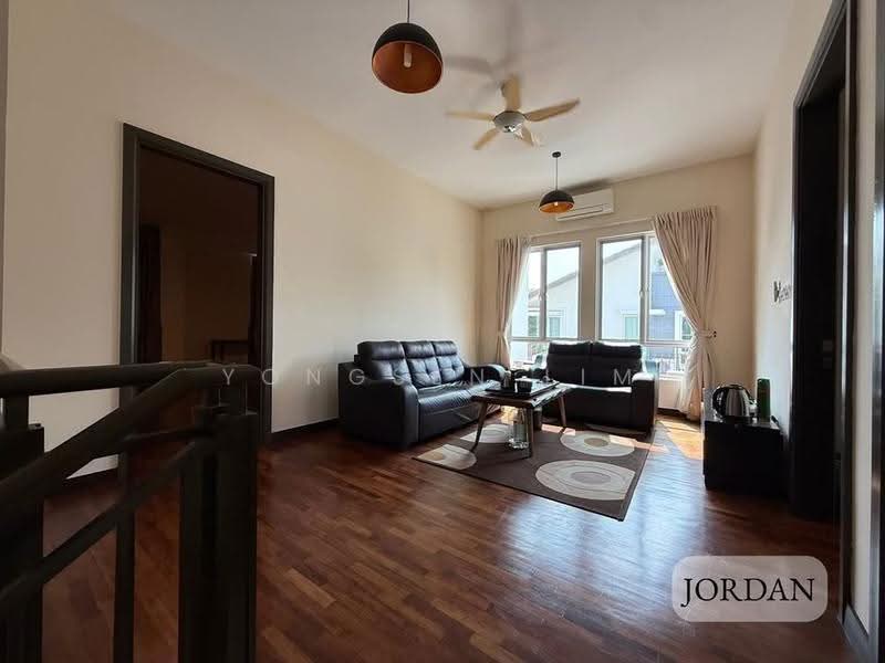 Rumah Berkembar untuk Dijual di Setia Eco Park (Setia Alam) - Yongsen Lim - Living Room - PropertyGuru.com.my