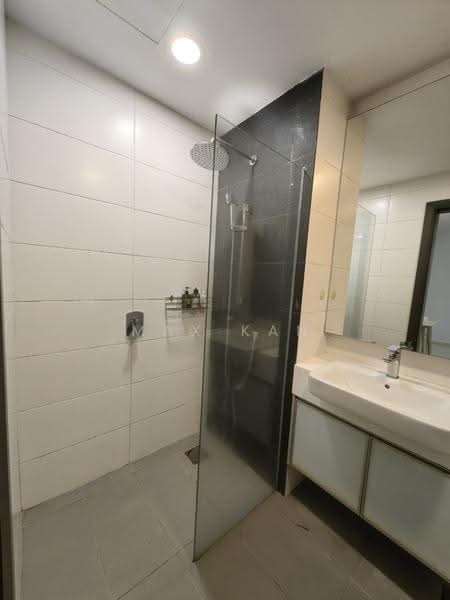 Service Residence for Sale at Suasana Iskandar Malaysia - Max Kan - Bathroom - PropertyGuru.com.my