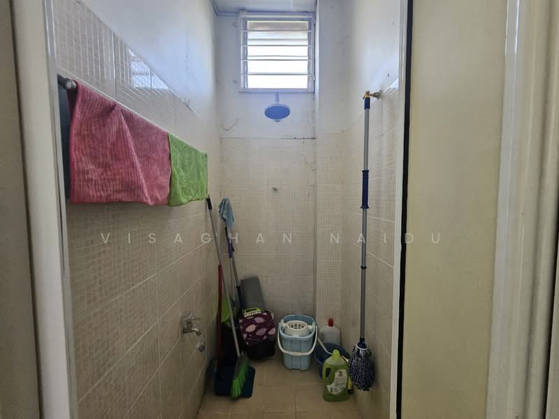 Shop for Sale in Taman Bayu Permai (Rawang) - Visaghan Naidu - Bathroom - PropertyGuru.com.my