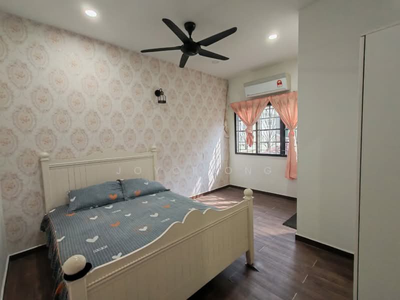 Semi-Detached House for Sale in Sungai Long (Bandar Sungai Long) - Joyce Ong - Bedroom - PropertyGuru.com.my