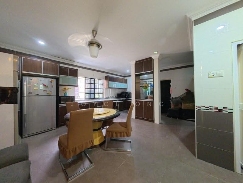 Semi-Detached House for Sale in Sungai Long (Bandar Sungai Long) - Joyce Ong - Kitchen - PropertyGuru.com.my