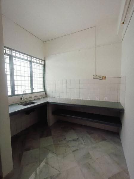 Rumah Teres 2-Tingkat untuk Disewa di Bercham (Ipoh) - Mandy Phang - Kitchen - PropertyGuru.com.my