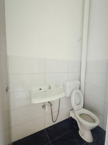 Rumah Teres 2-Tingkat untuk Disewa di Bercham (Ipoh) - Mandy Phang - Bathroom - PropertyGuru.com.my