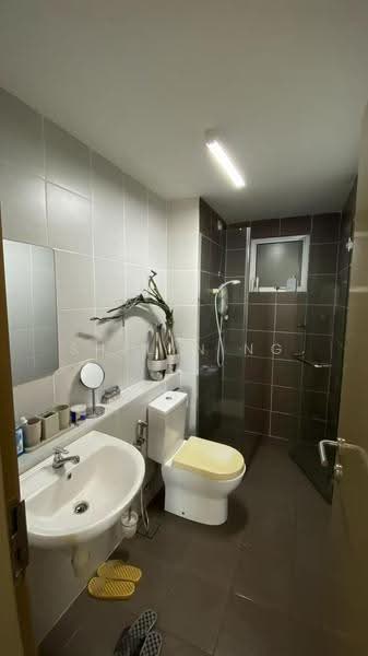 Service Residence for Sale at Galleria Equine Park - Shelyn Ng - Bathroom - PropertyGuru.com.my