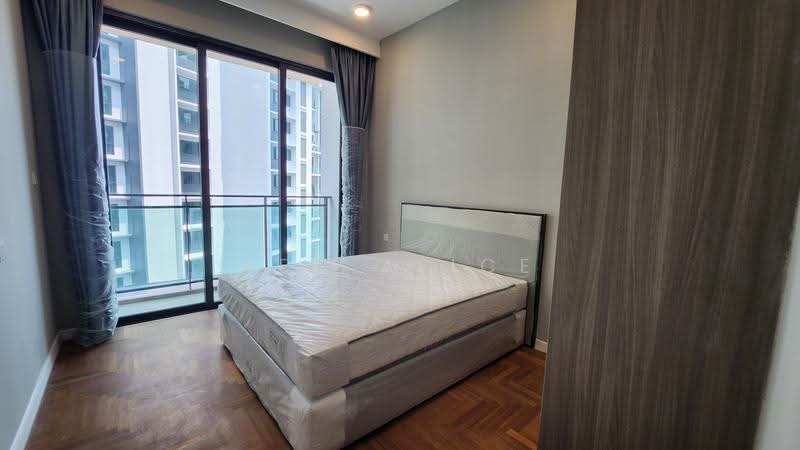 Service Residence for Sale at Bloomsvale Menara Vista Petaling - Yen Alice - Bedroom 2 - PropertyGuru.com.my