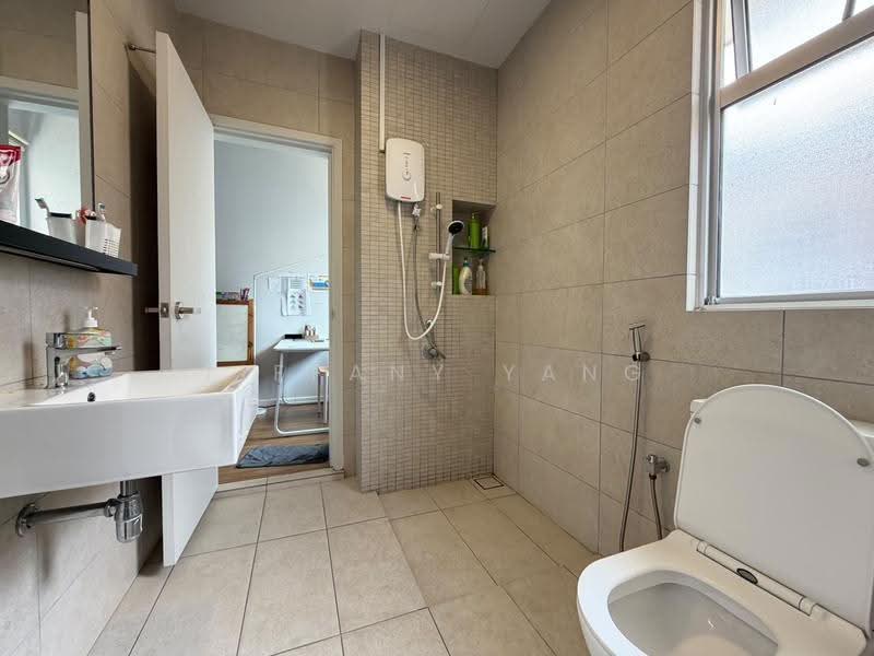 2-storey Terraced House for Sale in Tamansari (Rawang) - Tiffany Yang - Bathroom - PropertyGuru.com.my