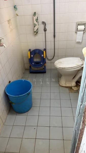 Apartment for Rent at Rajawali Apartment - Vincent Tan - Bathroom - PropertyGuru.com.my