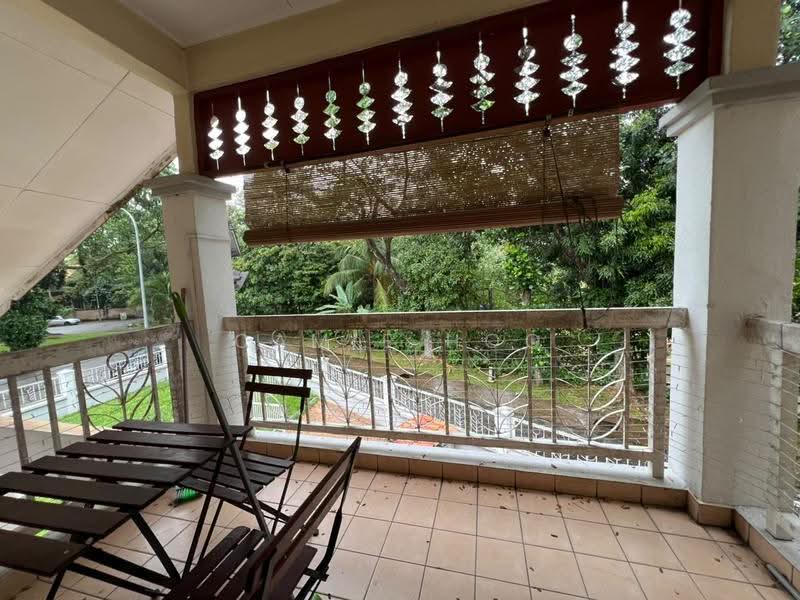 Rumah Teres untuk Dijual di Alam Damai (Cheras) - Camie Hoo - Balcony - PropertyGuru.com.my
