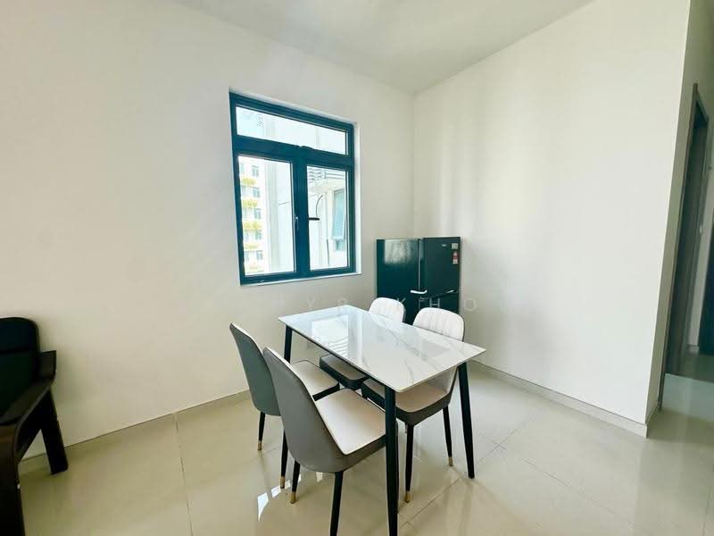Apartment for Sale at Forest City - Zephyr Khoo - Dining Room - PropertyGuru.com.my