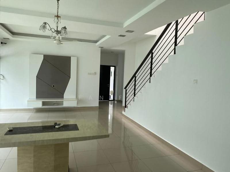 Rumah Kluster untuk Dijual di Taman Adda Heights (Tebrau) - Fan Fan - Living Room - PropertyGuru.com.my