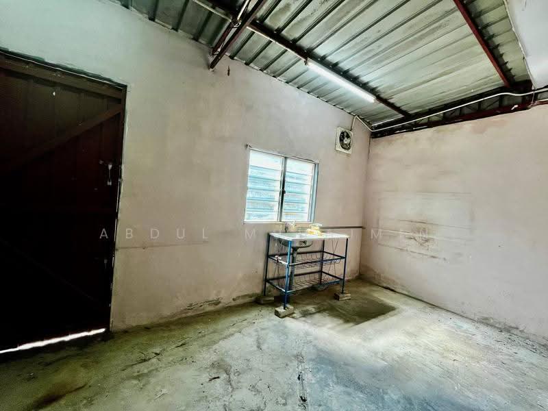 Rumah Teres 1-Tingkat untuk Dijual di Taman Lembah Permai (Sungai Lalang) - Abdul Muhaimin - Interior - PropertyGuru.com.my