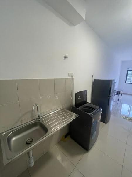 Service Residence for Sale at D'Vervain - Eva Yap - Kitchen - PropertyGuru.com.my