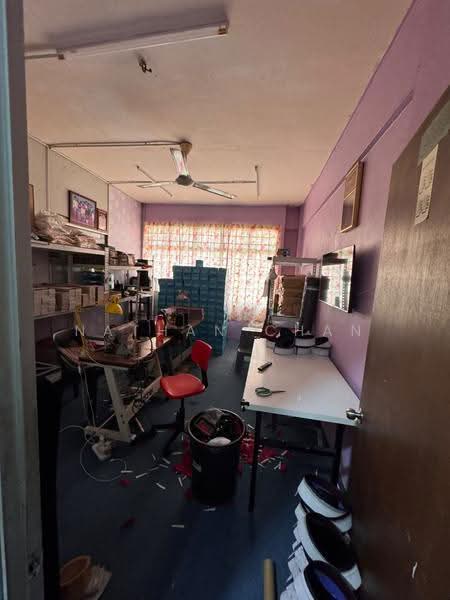 Shop / Office untuk Dijual di Taman Mawar (Pasir Gudang) - Nathan Chan - Interior - PropertyGuru.com.my