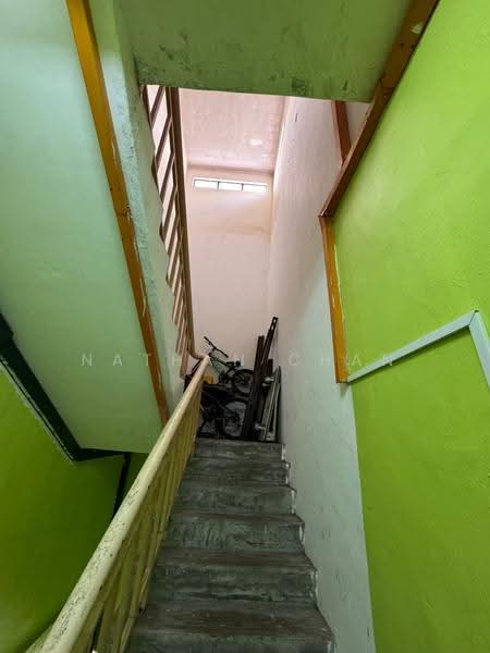 Shop / Office untuk Dijual di Taman Mawar (Pasir Gudang) - Nathan Chan - Corridor - PropertyGuru.com.my