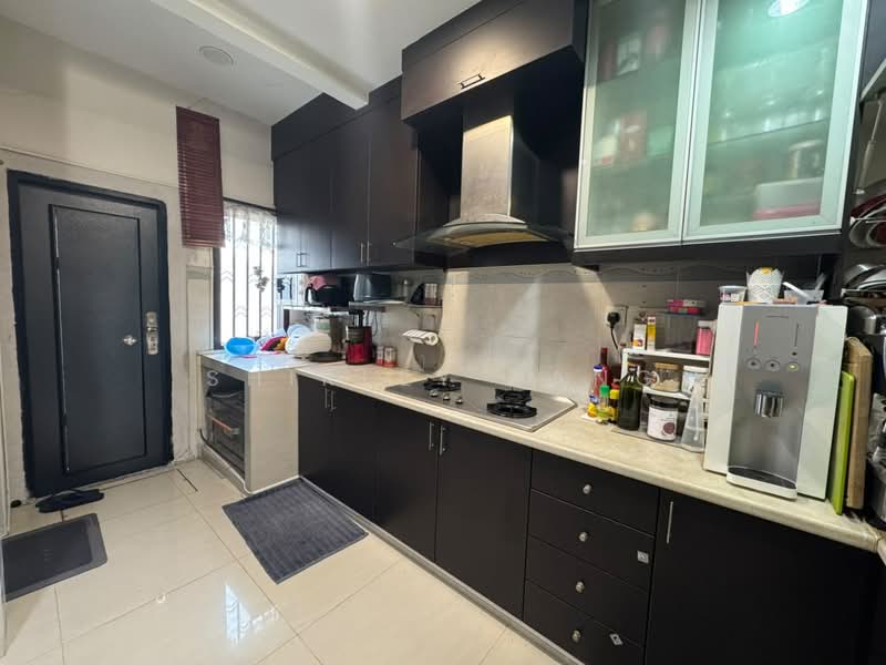 Rumah Teres 2-Tingkat untuk Dijual di Taman Setia Indah (Tebrau) - Shirley Pang - Kitchen - PropertyGuru.com.my