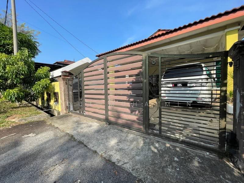 Rumah Berkembar untuk Dijual di Bandar Seri Astana (Sungai Petani) - Abdul Muhaimin - Exterior - PropertyGuru.com.my
