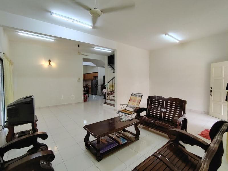 Cluster House for Sale in Tambun (Perak) - John Chuah - Living Room - PropertyGuru.com.my