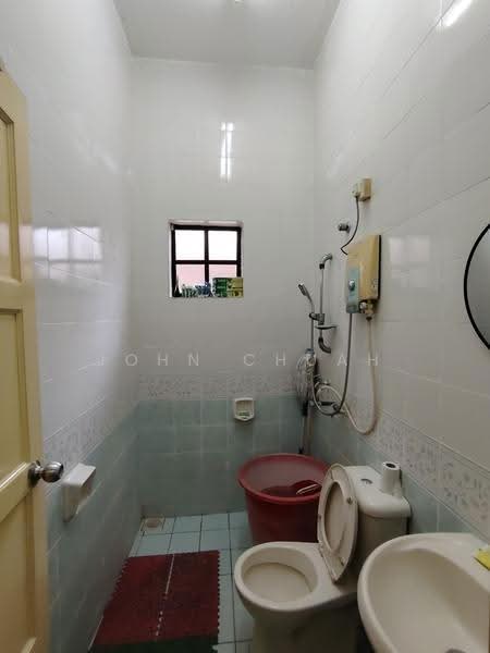 Cluster House for Sale in Tambun (Perak) - John Chuah - Bathroom - PropertyGuru.com.my