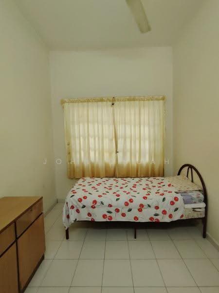 Cluster House for Sale in Tambun (Perak) - John Chuah - Bedroom - PropertyGuru.com.my