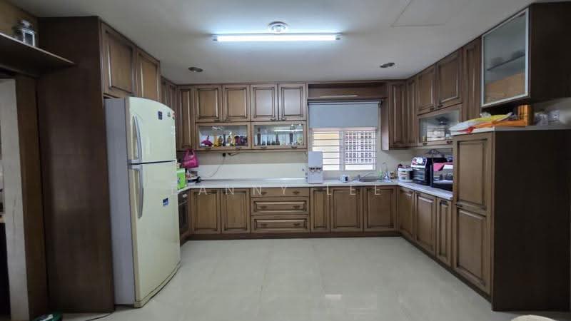 2-storey Terraced House for Sale in Bandar Mahkota Cheras (Cheras) - Danny Lee - Kitchen - PropertyGuru.com.my