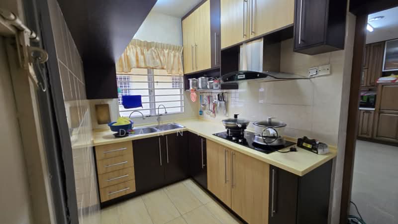 2-storey Terraced House for Sale in Bandar Mahkota Cheras (Cheras) - Danny Lee - Kitchen - PropertyGuru.com.my