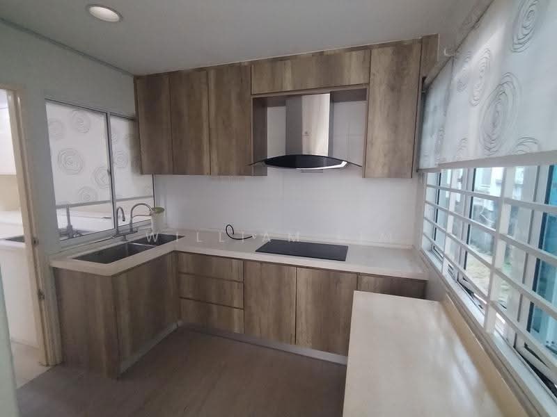 2.5-storey Terraced House for Sale in Sunway Alam Suria (Shah Alam) - William Lim - Kitchen - PropertyGuru.com.my