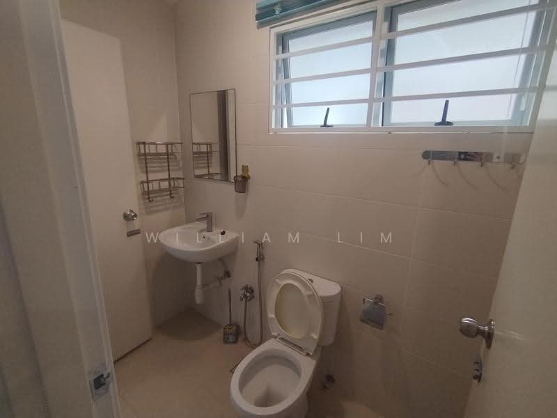 2.5-storey Terraced House for Sale in Sunway Alam Suria (Shah Alam) - William Lim - Bathroom - PropertyGuru.com.my
