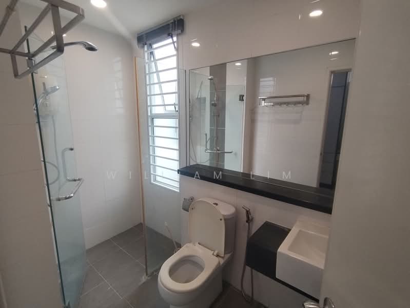 2.5-storey Terraced House for Sale in Sunway Alam Suria (Shah Alam) - William Lim - Bathroom - PropertyGuru.com.my