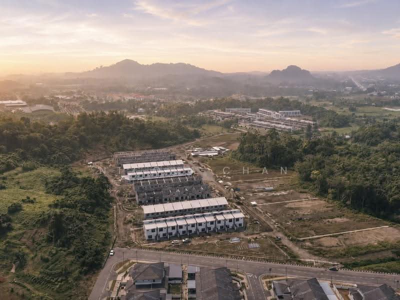Rumah Teres 2-Tingkat untuk Dijual di Kuching (Sarawak) - Nicola Chan - Entire project site - PropertyGuru.com.my
