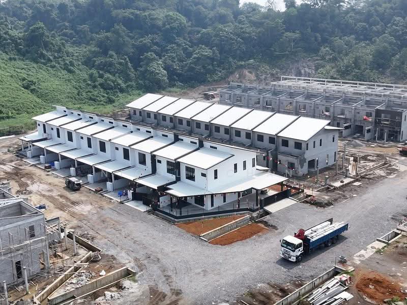 Rumah Teres 2-Tingkat untuk Dijual di Kuching (Sarawak) - Nicola Chan - Show houses completed - PropertyGuru.com.my