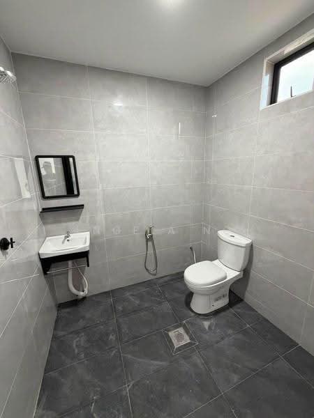 Rumah Teres 1-Tingkat untuk Dijual di Taman Suria (Johor Bahru) - Angela Ng - Bathroom - PropertyGuru.com.my