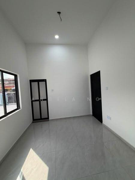 Rumah Teres 1-Tingkat untuk Dijual di Taman Suria (Johor Bahru) - Angela Ng - Interior - PropertyGuru.com.my