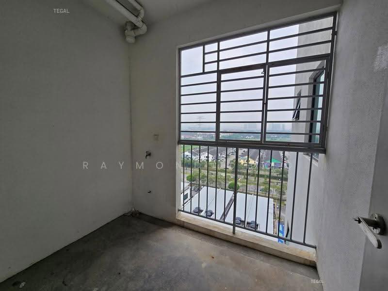 Pangsapuri untuk Dijual di Pangsapuri Seruling - Raymond Choo - Balcony - PropertyGuru.com.my
