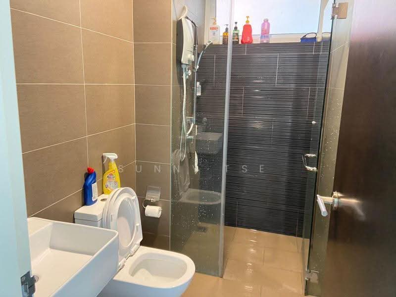 Kondominium untuk Disewa di Setia Sky Ville - Sunny Tse - Bathroom - PropertyGuru.com.my