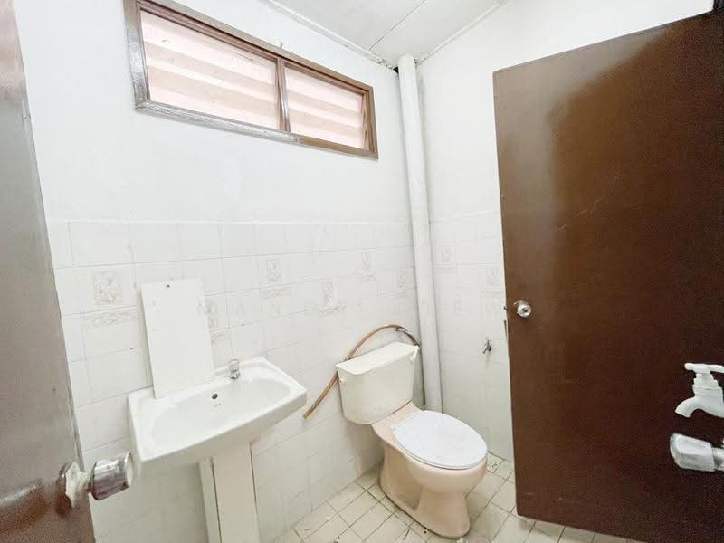 Rumah Teres 2-Tingkat untuk Dijual di Bandar Menjalara (Kuala Lumpur) - Mandy Liew - Bathroom - PropertyGuru.com.my