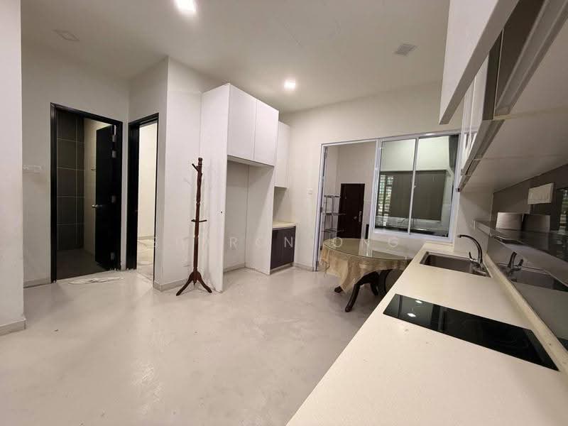 Rumah Teres untuk Dijual di Johor Bahru (Johor) - Sharon Ong - Kitchen - PropertyGuru.com.my