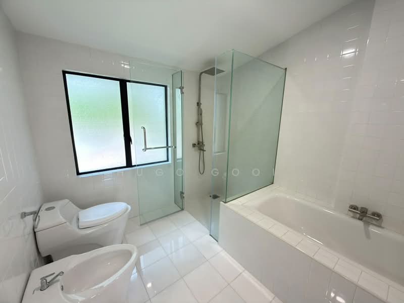 Bungalow House untuk Disewa di Bukit Tunku (Kenny Hills) (Kuala Lumpur) - Hugo Gooi - Bathroom - PropertyGuru.com.my